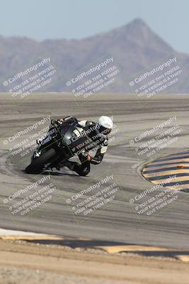 media/Oct-02-2025-Racers Edge (Thu) [[2c91cb6ab3]]/2-A Group/Session 5-Turn 12 (130pm)/